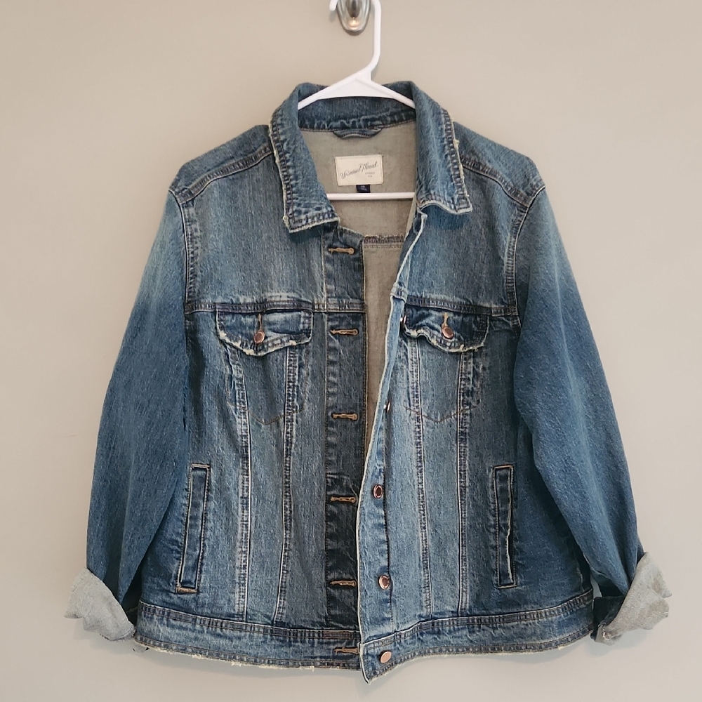 Universal Thread Light Blue Denim Jacket